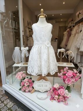 White Floral Lace Girls Formal Dress w/Rosette Waist, Size 14, EPreLC